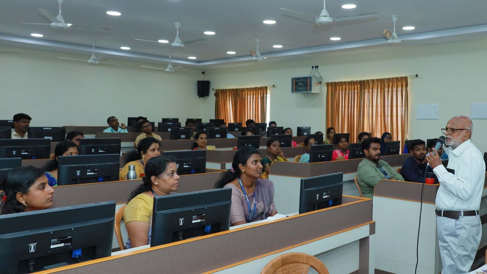 5-DAY FACULTY INDUCTION DEVELOPMENT PROGRAMME (FIDP)